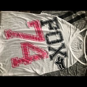 Fox wide V-neck off shirt